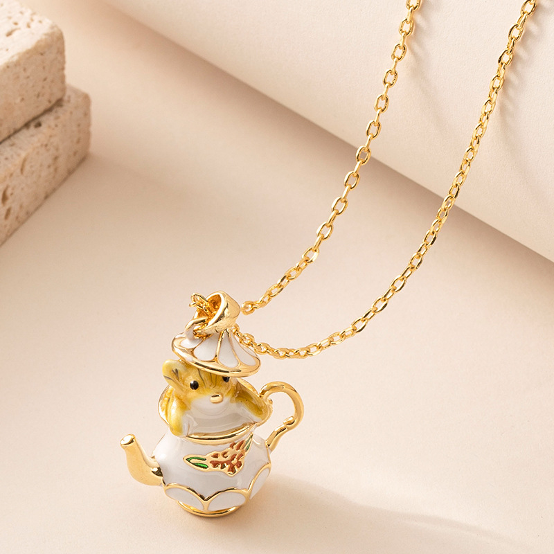Fashion Cartoon Teapot Copper Pendant Necklace For Women Lightweight Luxurious Enamel Chain Fine Collarbone Chain Jewelry Accessories