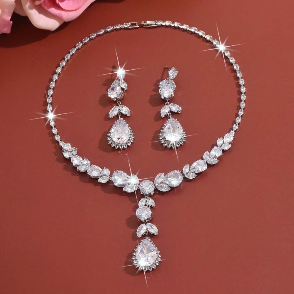 Luxurious Rainbow Zircon Heart Necklace Earrings Set Elegant Dinner Wedding Dress Accessories Fashionable Jewelry Combo For Women