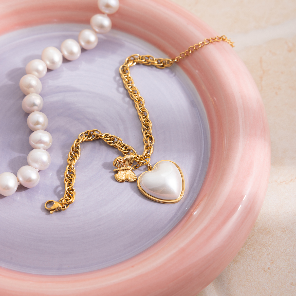 Women's Style - Elegant And Graceful / 18K Gold Stainless Steel + Imitation Shell Pearl / Heart Pearl + Butterfly Pendant Bracelet 17+5CM