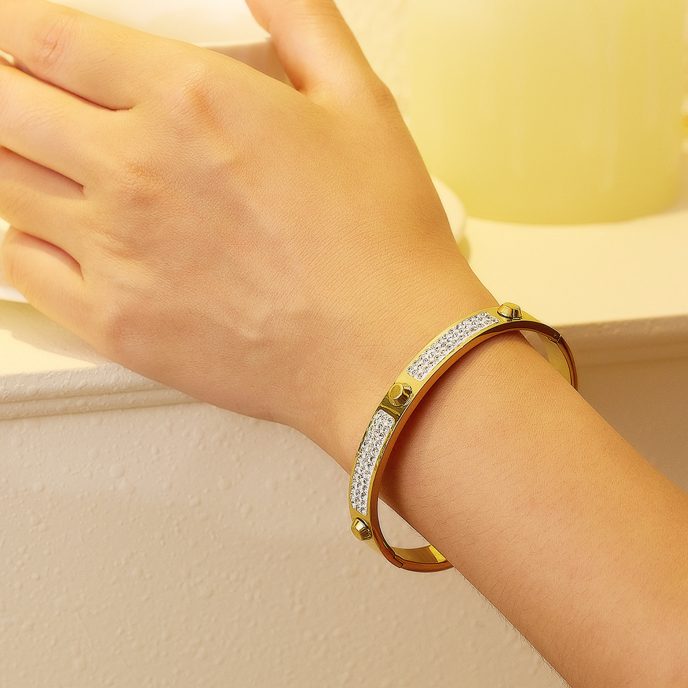 Titanium Steel Diamond Bracelet Women's Lightweight Jewelry Multifunctional Accessories Star Rose Gold