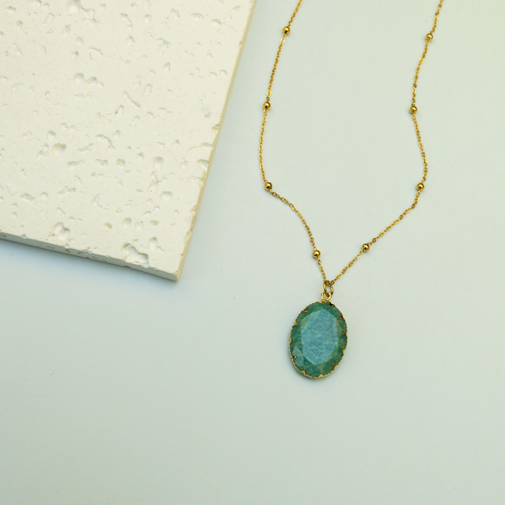 Luxury Handmade Natural Stone Gold Plated Stainless Steel 14K Necklace Ladies Casual Elegant Ins Style Jewelry Accessories