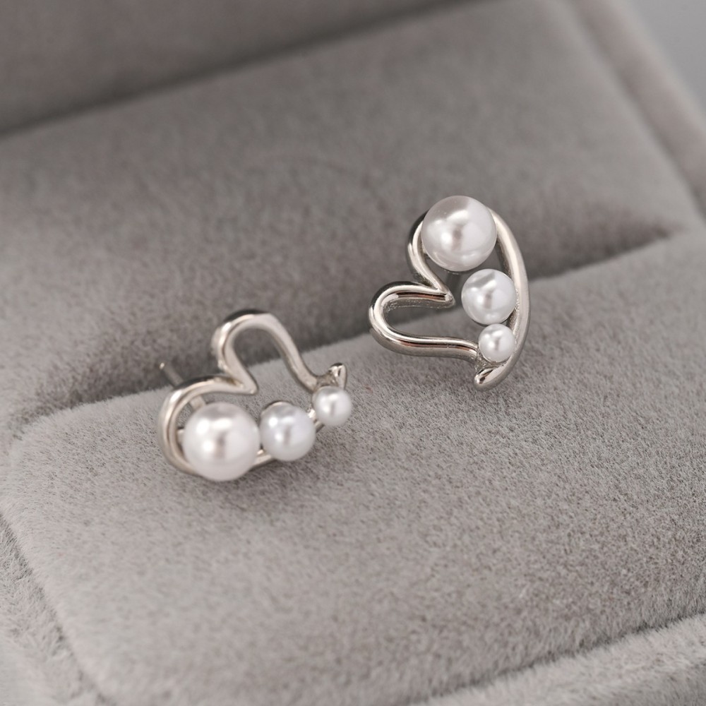 925 Sterling Silver Vintage Heart Pearl Stud Earrings Women's Trendy New Style High-End Unique Design Jewelry Accessories
