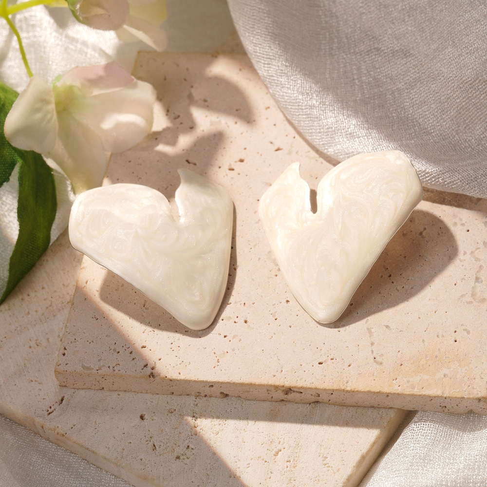 Healing Butterfly Copper Silver Needle Oil Drop Earrings Simple Style Heart-shaped Women's Vintage Fashion Earrings Accessories