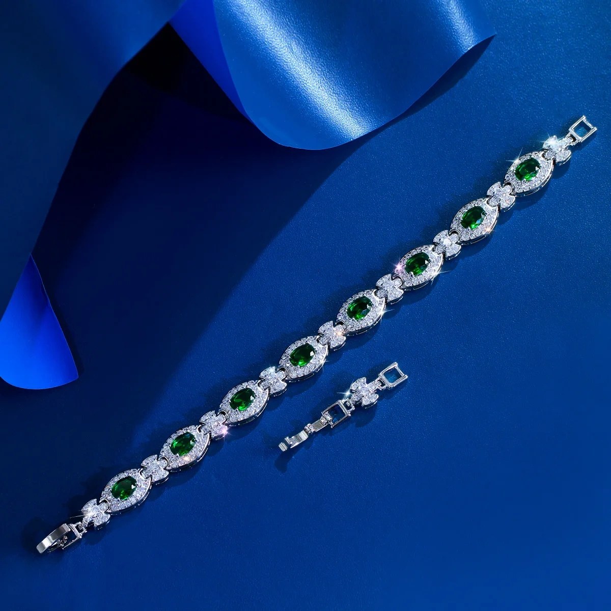 Delicate Shiny White Cubic Zircon Inlaid Tennis Bracelets For Women High Quality Party Accessories Jewelry Gift