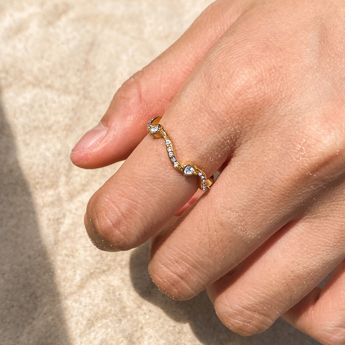 PVD Coated Real Gold Plated Waves 304 Stainless Steel Modern Style Simple Style Waterproof Non Tarnish Rings