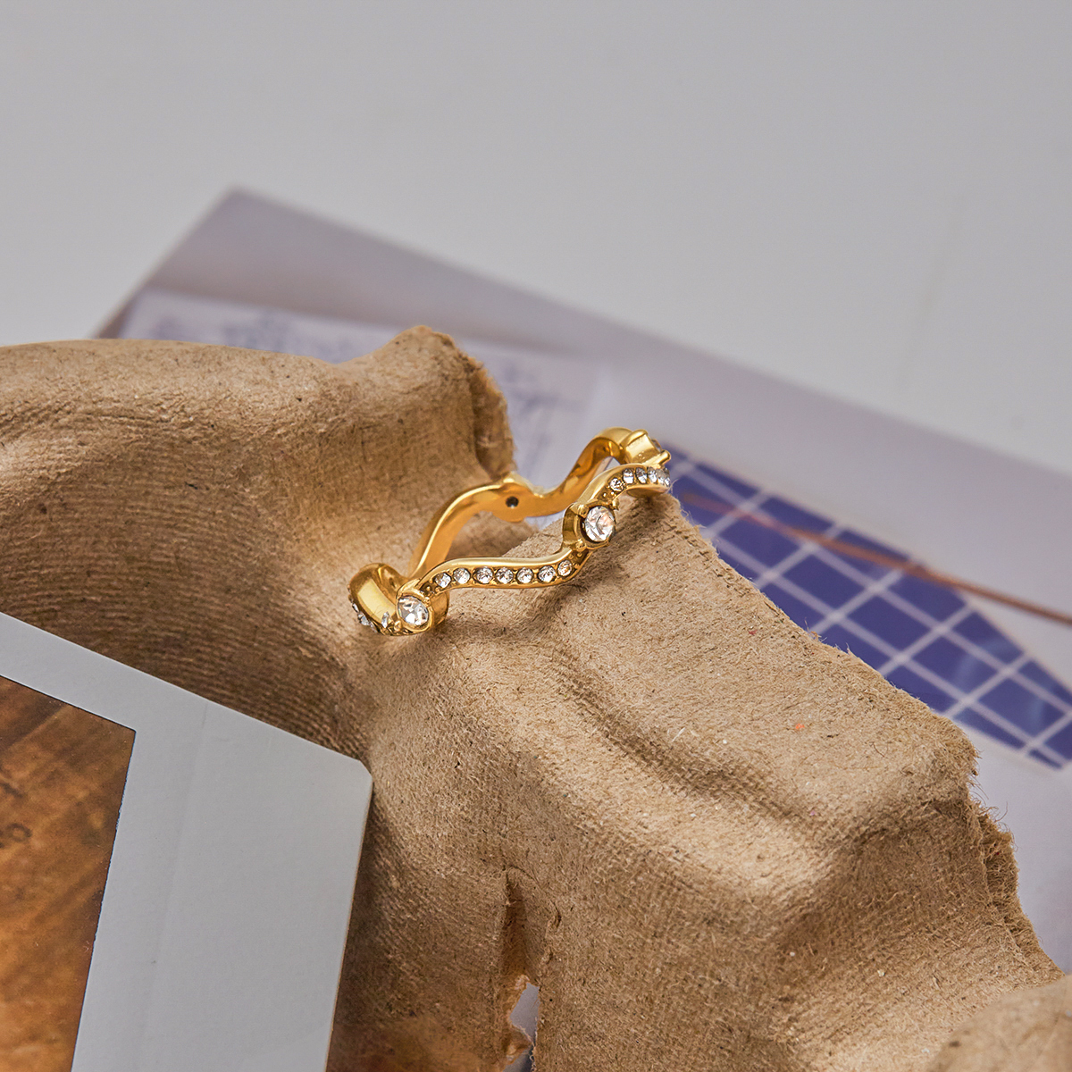PVD Coated Real Gold Plated Waves 304 Stainless Steel Modern Style Simple Style Waterproof Non Tarnish Rings