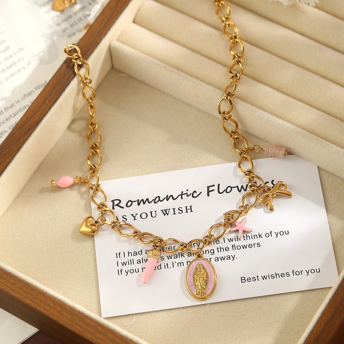 Luxurious 304 Stainless Steel Necklace Set For Women Fashion Jewelry European And American Style Mother Pendant Star And Heart Pattern Vacuum Electroplating Furnace Multi Pendant