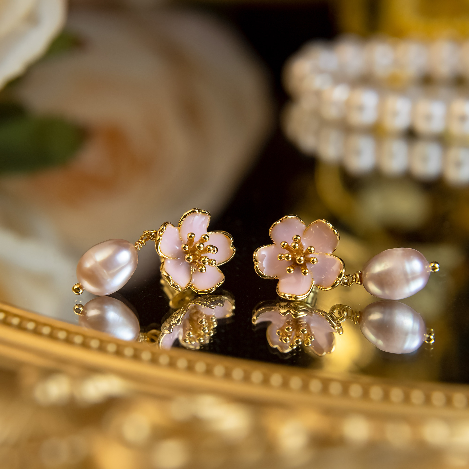 Freshwater Pearl Earrings French Fine Elegant Enamel Earrings S925 Silver Needle Niche High-end Earrings For Women