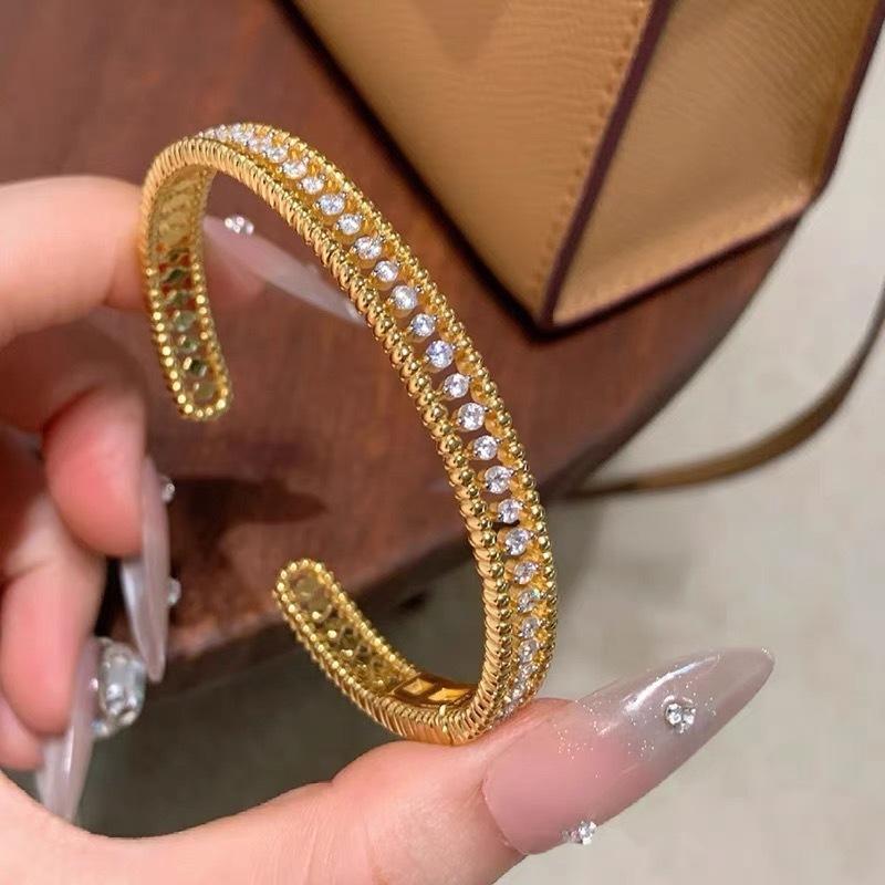 Vintage Full Diamond Dewdrop Bracelet New Chinese Style Gold Open High-end Versatile Copper Bracelet Modern Style Jewelry Accessories