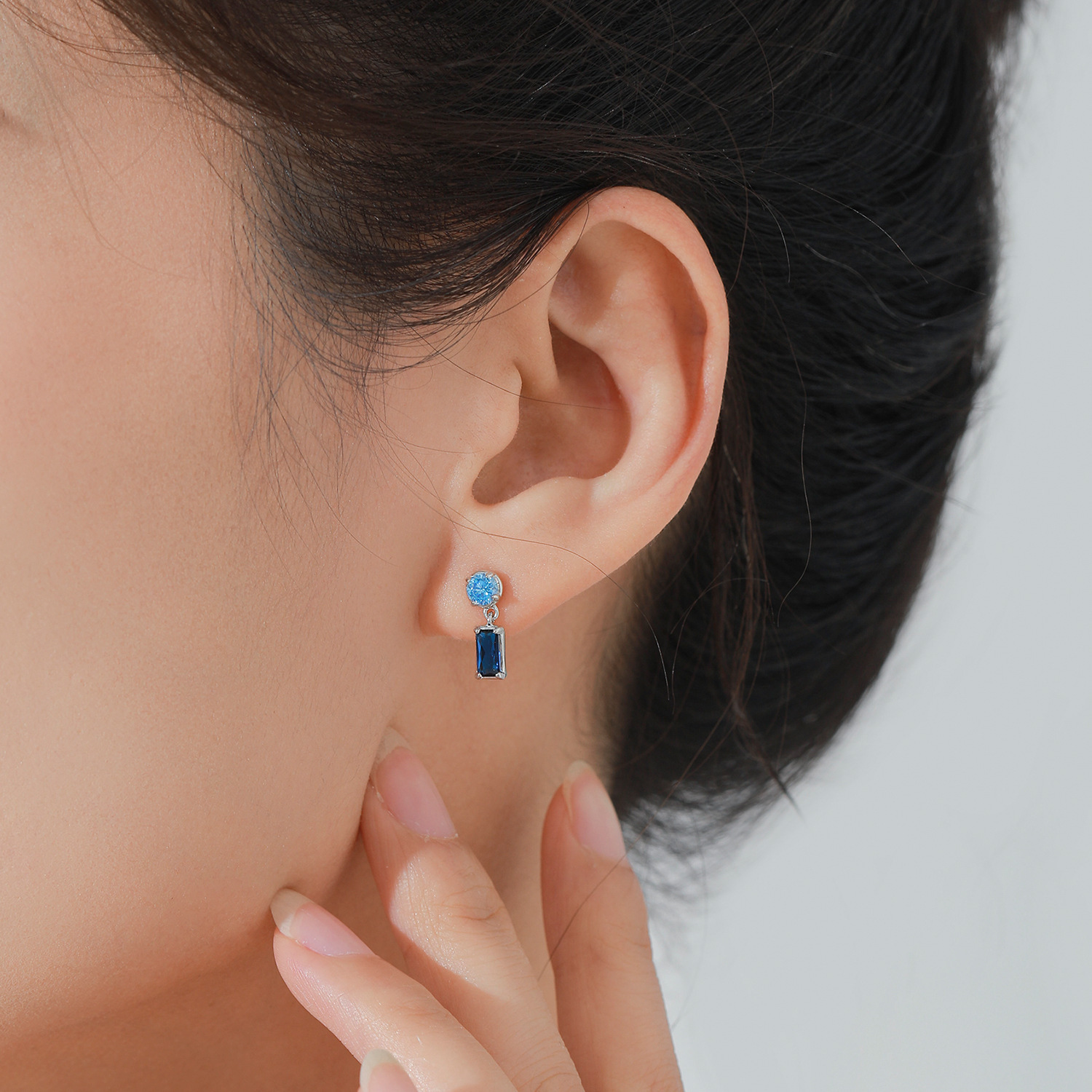 New S925 Sterling Silver Elegant Sapphire Square Round Diamond Ear Stud Necklace Ring Fashion Temperament Jewelry Suit