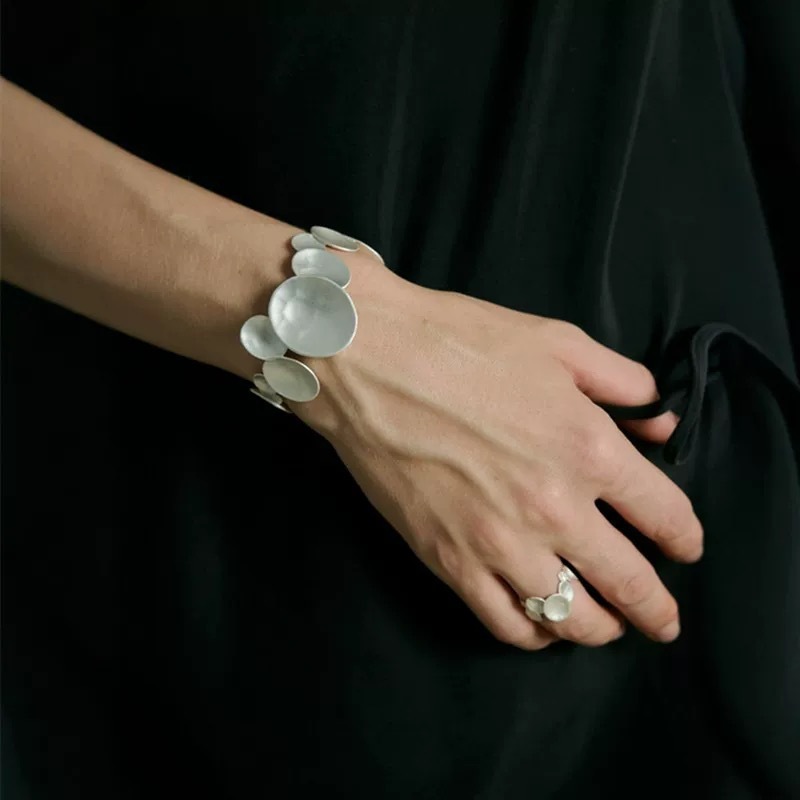 Fashionable Versatile Round Burnished Bracelet Ring Set For Women Irregular Design Luxury Minimalist Hand Jewelry Accessories