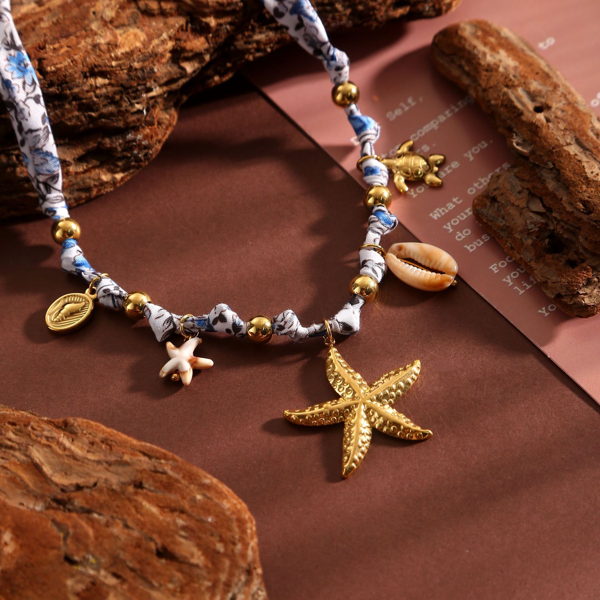 Stainless Steel Starfish Conch Shell Pendant Necklace Women's Luxury Fashion Versatile Clavicle Chain Jewelry  Style
