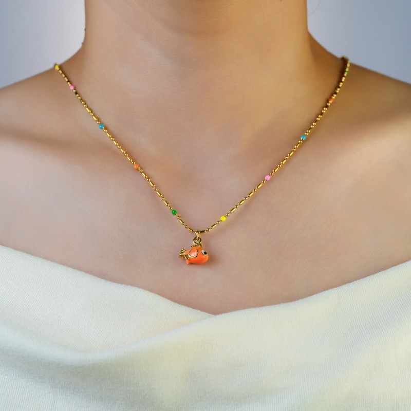 304 Stainless Steel Fish Pendant Necklace Cute Fat Fish Design Elegant Fashion Accessories Ladies European American Style Jewelry