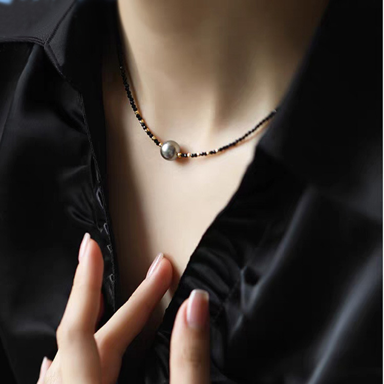 New Black Sharp Crystal Pearl Pendant Necklace Luxury Minimalist Lockbone Chain U-Shape Geometric Design Handmade Jewelry For Women
