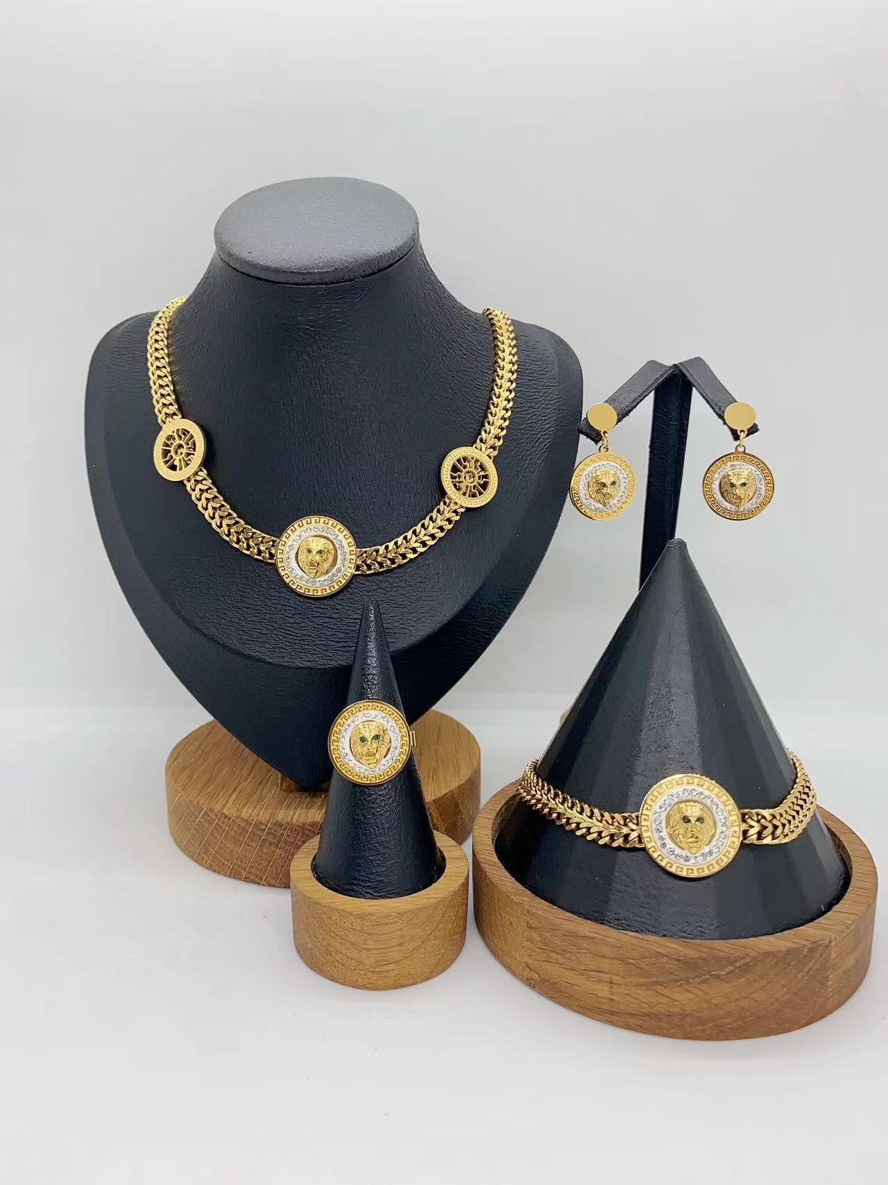 Fashion Trend Ins Style Exaggerated 304 Stainless Steel Simple Round Animal Sun Hollow Pattern Necklace Earrings Ring Bracelet Set