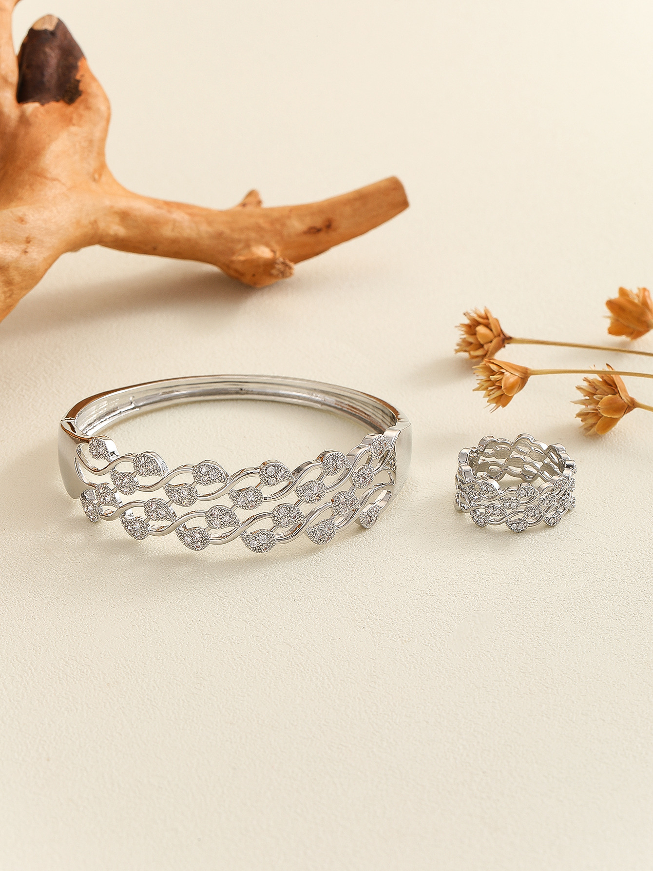 Exclusive New Dongdaemun Women's Middle Eastern Style Micro-Inlaid Hollow Pattern Series Bracelet And Ring Set