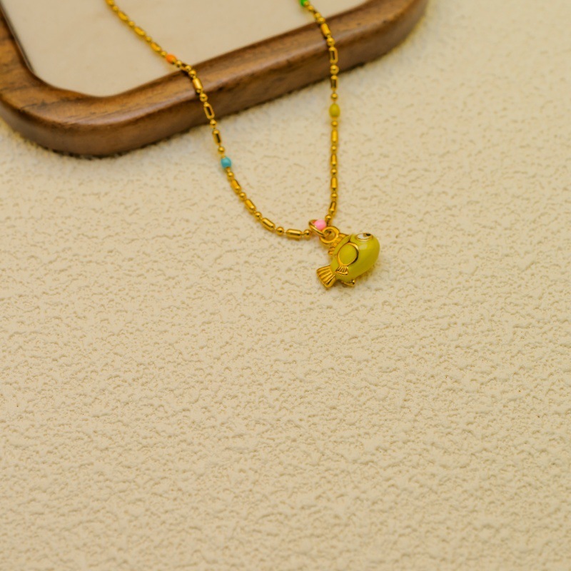 304 Stainless Steel Fish Pendant Necklace Cute Fat Fish Design Elegant Fashion Accessories Ladies European American Style Jewelry