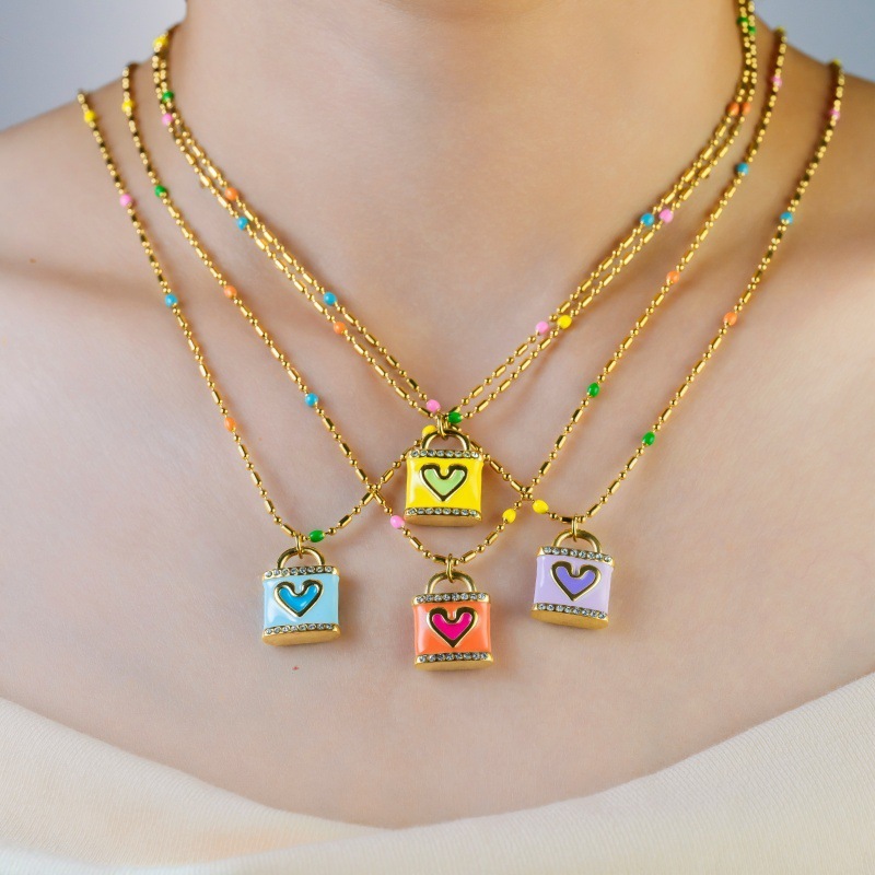Vintage European And American Style Unisex Heart Lock Pendant Necklace Luxurious Lightweight Vacuum Electroplated Elegant 304 Stainless Steel Jewelry Accessories