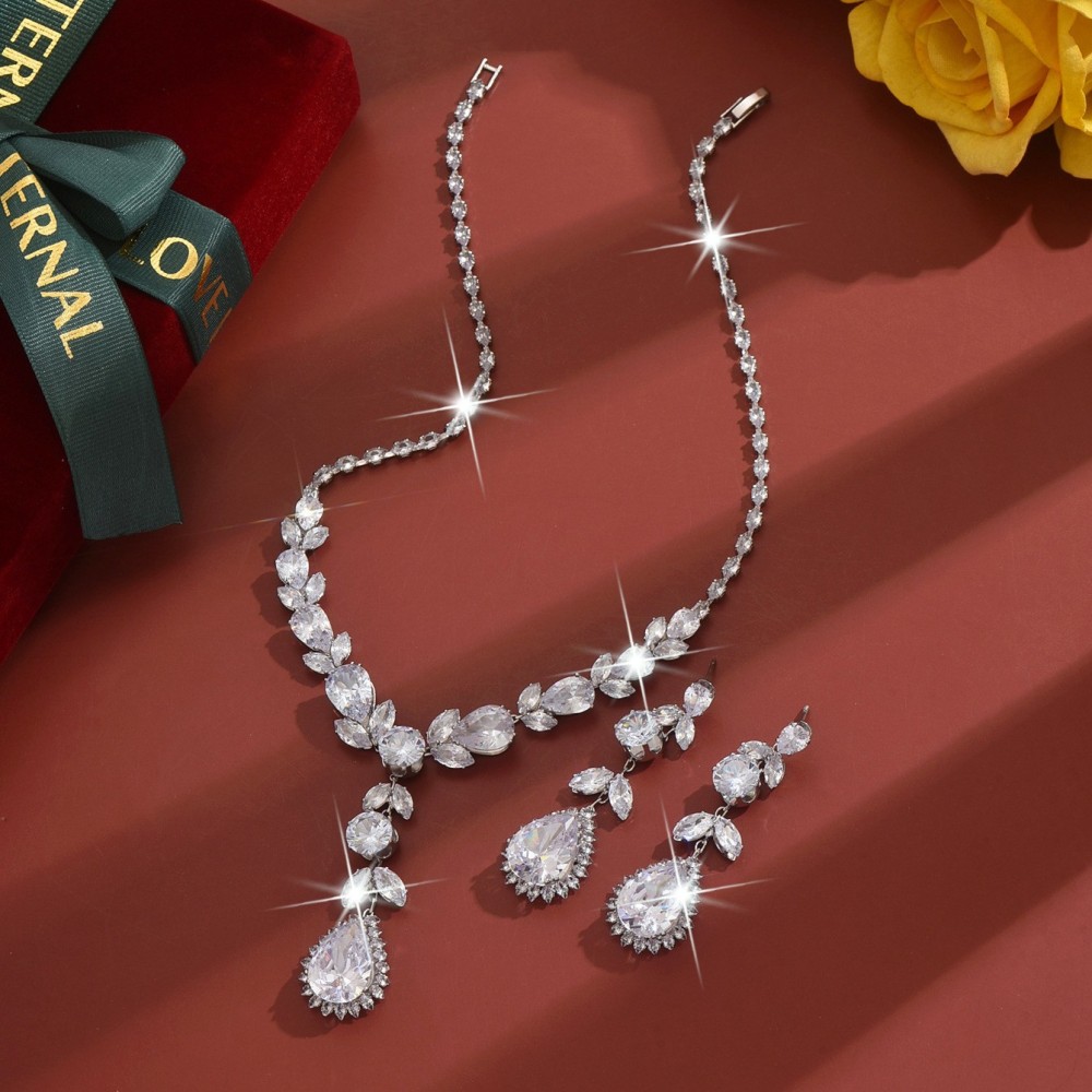 Luxurious Rainbow Zircon Heart Necklace Earrings Set Elegant Dinner Wedding Dress Accessories Fashionable Jewelry Combo For Women