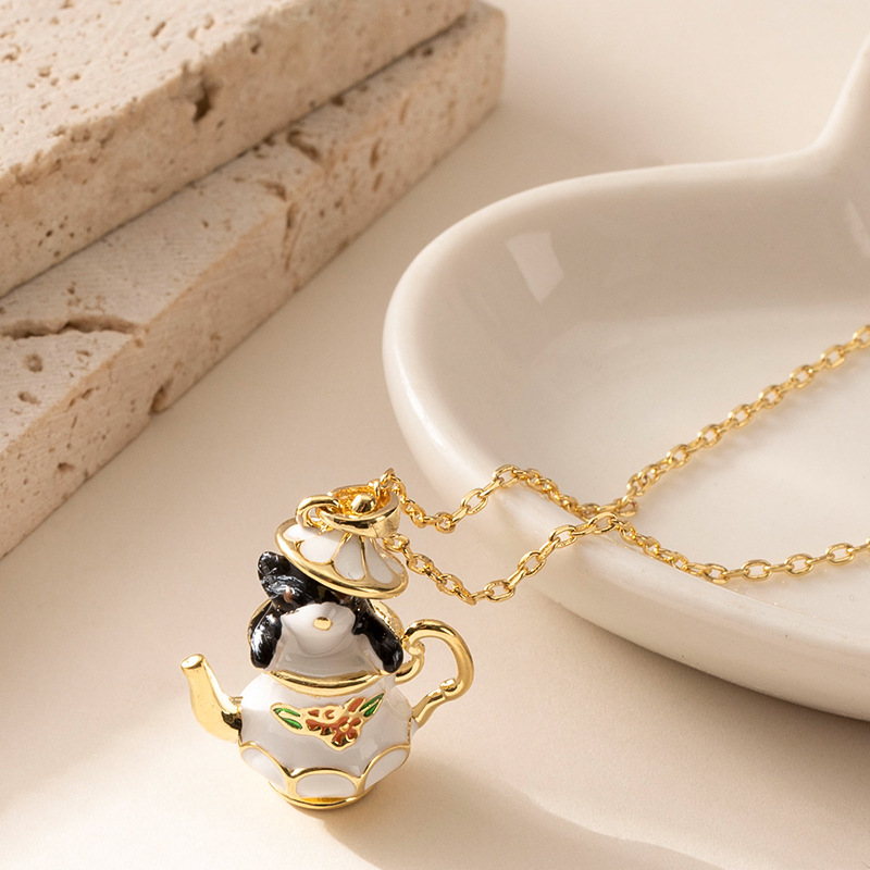 Fashion Cartoon Teapot Copper Pendant Necklace For Women Lightweight Luxurious Enamel Chain Fine Collarbone Chain Jewelry Accessories