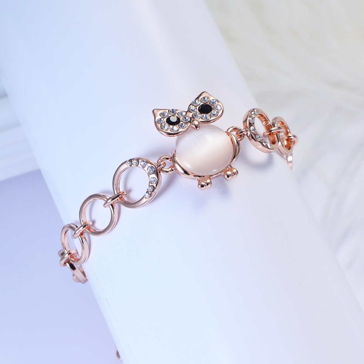 Handmade Rose Gold Cat's Eye Stone Small Animal Cute Moonstone Owl Bracelet Minimalist Style Jewelry For Women Business Occasion