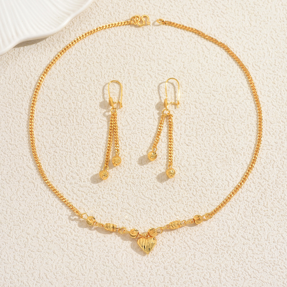 Three-Piece Sweet Heart Tassel Necklace Earring Set For Party Wear Gold Plated Copper Jewelry Accessories Fashionable Festive