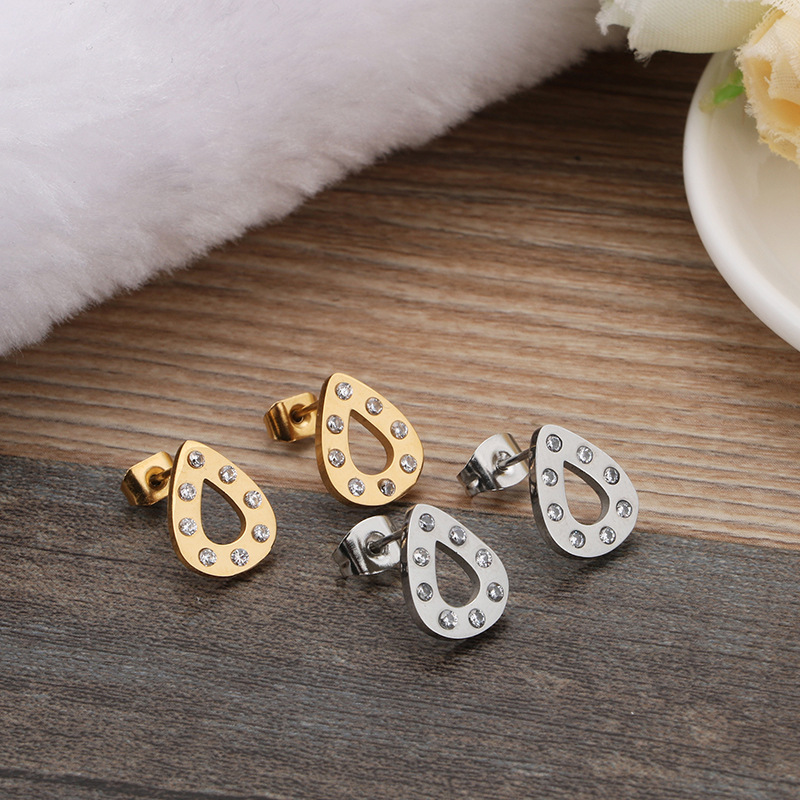 PVD Coated 18K Gold Plated Heart Stainless Steel Titanium Steel Fashion Waterproof Non Tarnish