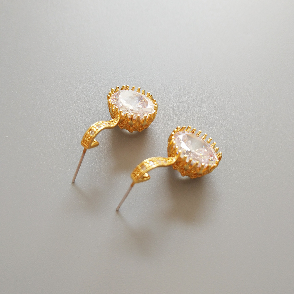 925 Silver Needle Fashionable Earrings Geometric Pattern Simple Style Women's Jewelry Accessories White Match Gemstone Embedded