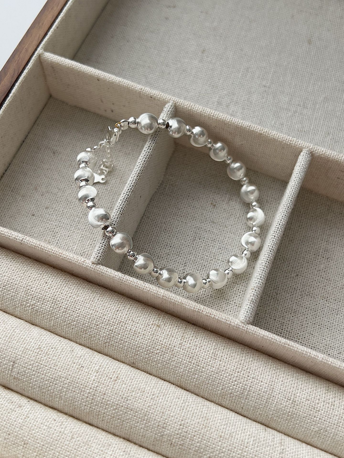 New S925 Pure Silver Cat Eye Bracelet Women's Ins Unique Design Cold Style High Quality Doll And Zodiac Patterns