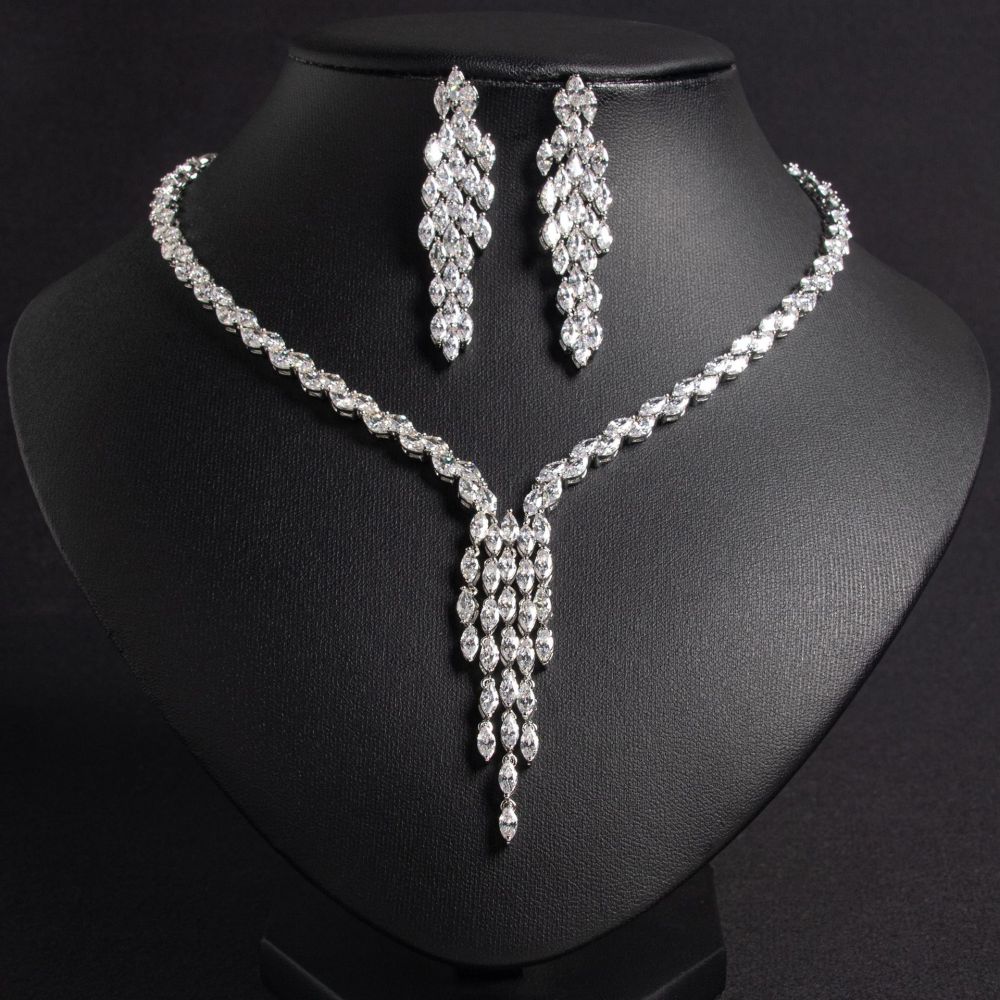 Zirconia Bridal Jewelry Set Earrings And Necklace Tassel Wedding Accessories Leaf Pattern Simplicity Designed For Women