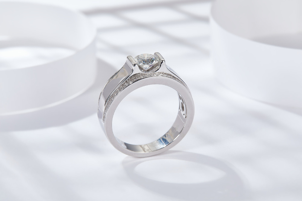 Moissanite Rings Geometric
