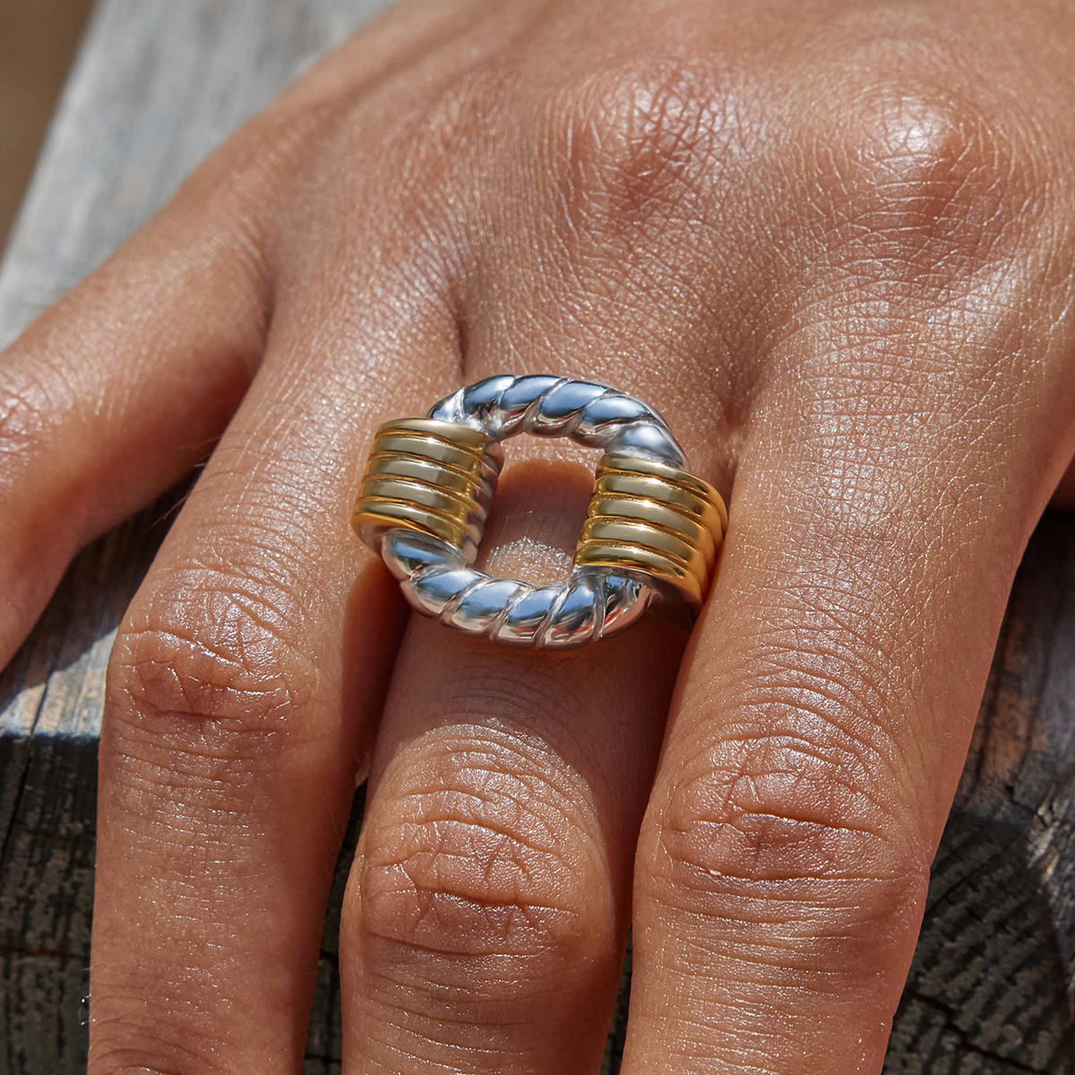 Ladies Classic Style Stainless Steel Hollow Out Open Ring Gold And Silver Color Block Twisted Wire Design Adjustable Size