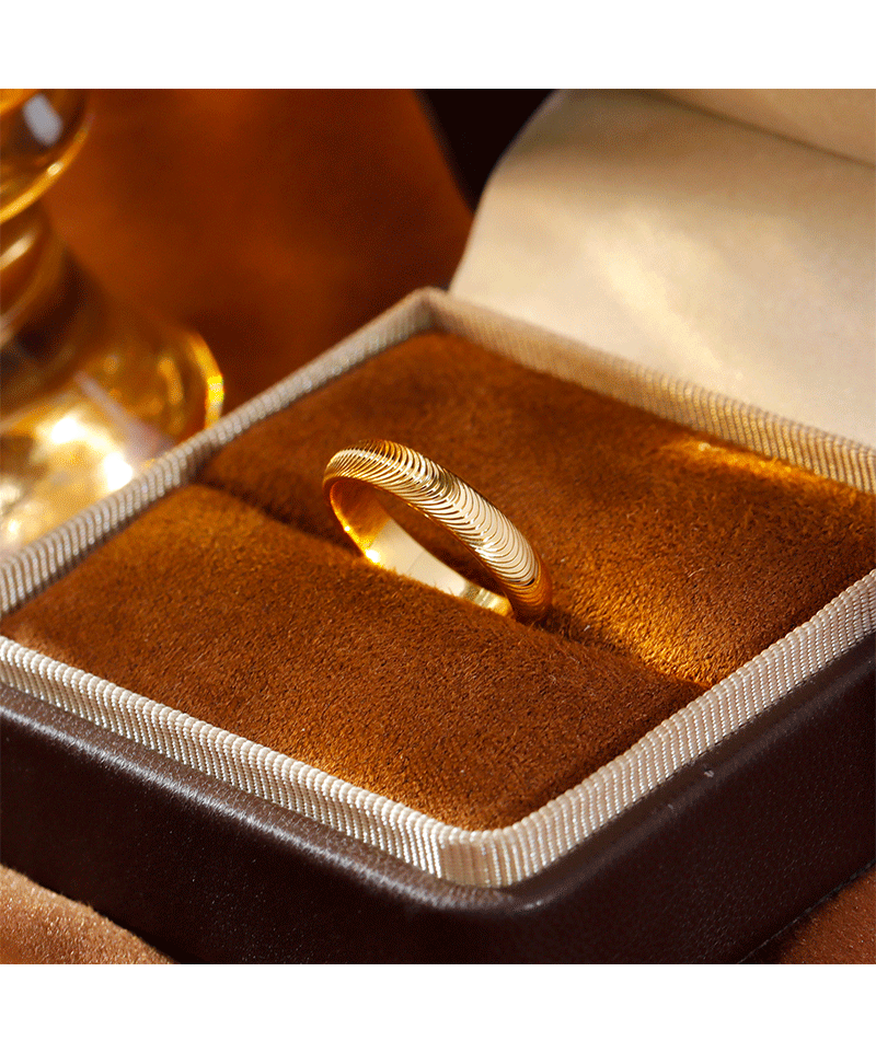 Trendy 2025 TikTok Ring Unique Design Simple Versatile Copper Plated 18K Gold Plain Band Finger Ring For Women Personality