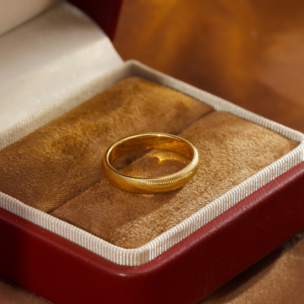 Trendy 2025 TikTok Ring Unique Design Simple Versatile Copper Plated 18K Gold Plain Band Finger Ring For Women Personality