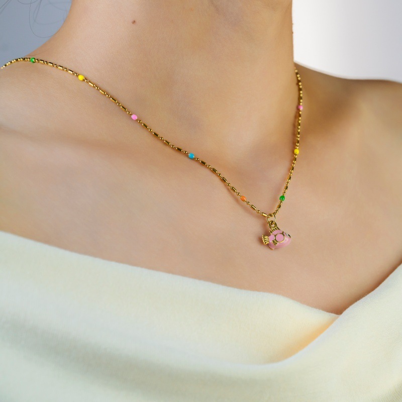 304 Stainless Steel Fish Pendant Necklace Cute Fat Fish Design Elegant Fashion Accessories Ladies European American Style Jewelry