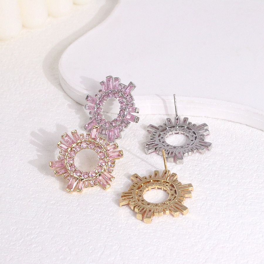 European And American Fashion Exquisite Inlaid Rhinestone Sunflower Earrings For Women, Light Luxury High-end Fashion Simple Ultra-sparkling Luxurious Korean Version Earrings