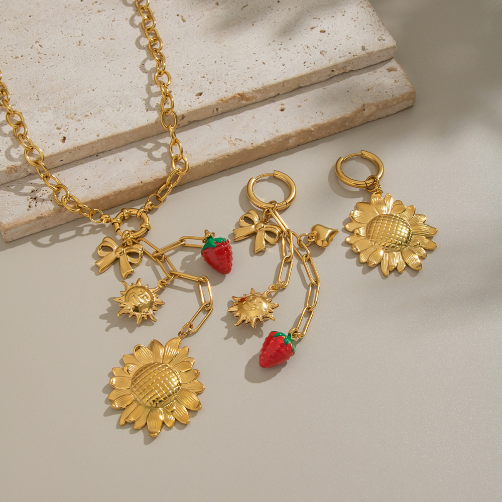 Elegant Gold Plated Sunflower And Strawberry Tassel Earrings And Necklace Set For Girls Romantic And Sweet Jewelry Accessories