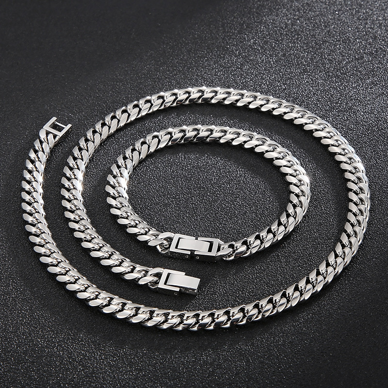 304 Stainless Steel Solid Color PVD Coated 18K Gold Plated Classic Style Waterproof Non Tarnish Chain Bracelets Necklace