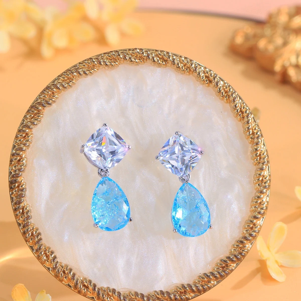 Beautiful Shiny White Light Blue CZ Zircon Big Water Drop Dangle Earrings For Women Boho Wedding Party Jewelry