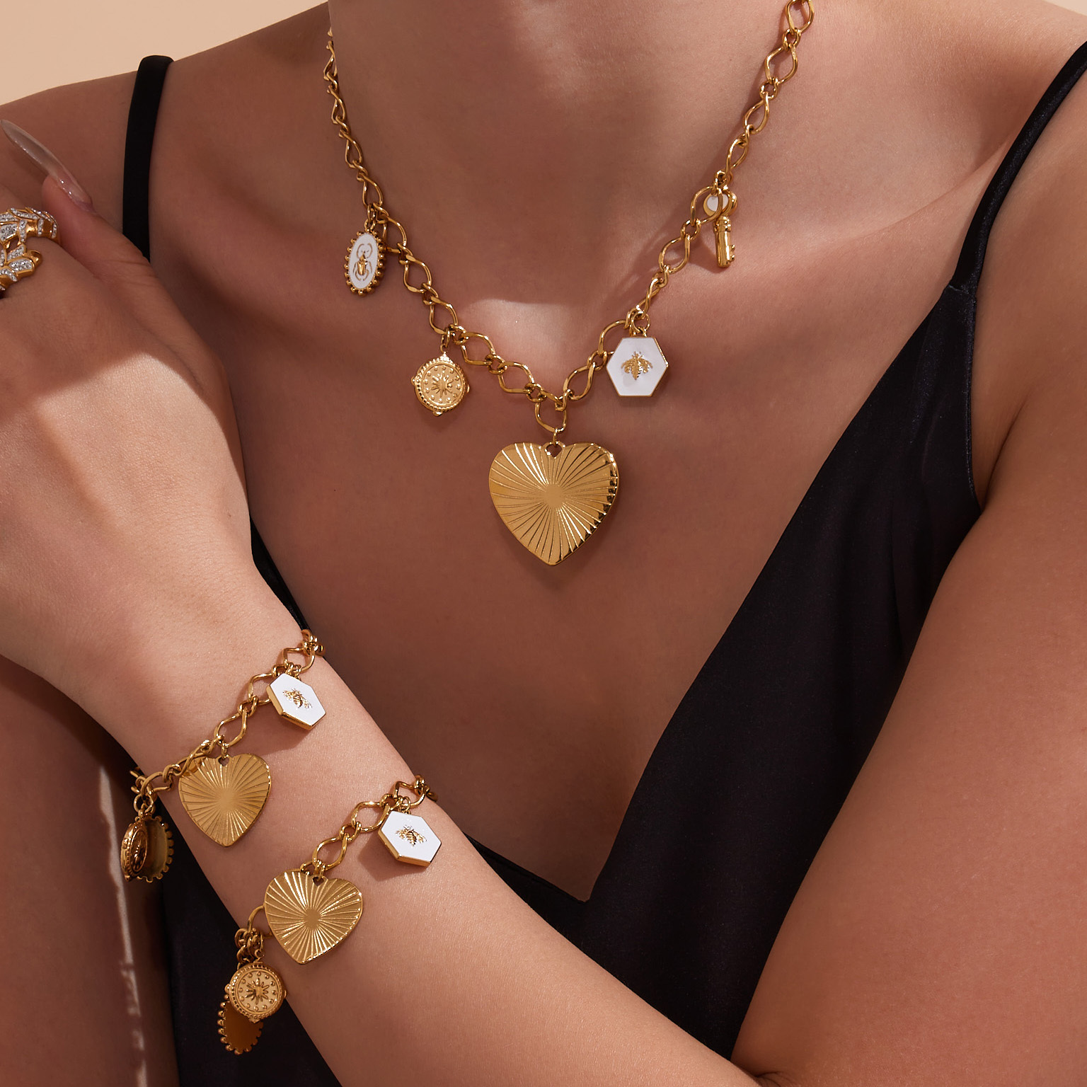 Stainless Steel Heart DIY Multi-Accessories Pendant Necklace Bracelet Heavy Work Personality Exaggeration Jewelry Set