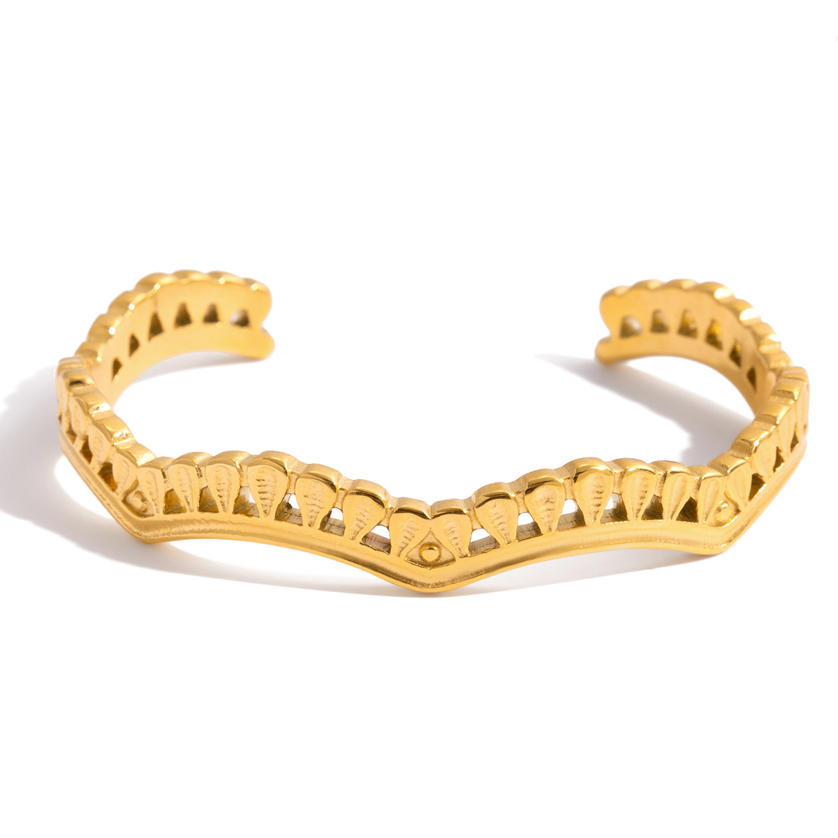 Women's Style - Vintage Style / 18K Gold 304 Stainless Steel Vacuum Electroplating (In Furnace) / Lace Hollow Wave Open Bracelet