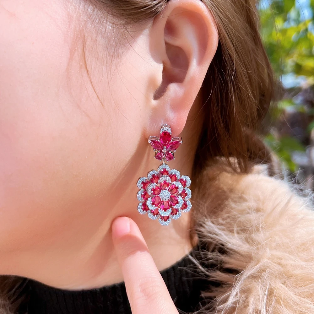 1 Pair Of Copper Double-Layer Floral Earrings, Three-Dimensional Red Zircon Earrings, Fashionable And Elegant, Suitable For Women To Wear On Dates And Weddings
