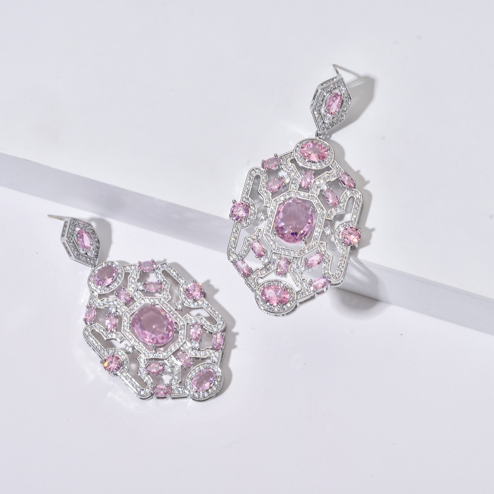1 Pair Elegant Classical Exaggerated Geometric Polishing Inlay Copper Zircon Copper Earrings