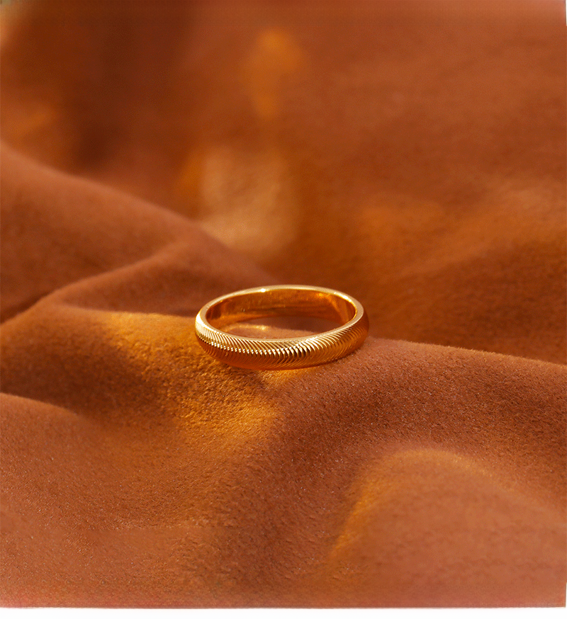 Trendy 2025 TikTok Ring Unique Design Simple Versatile Copper Plated 18K Gold Plain Band Finger Ring For Women Personality
