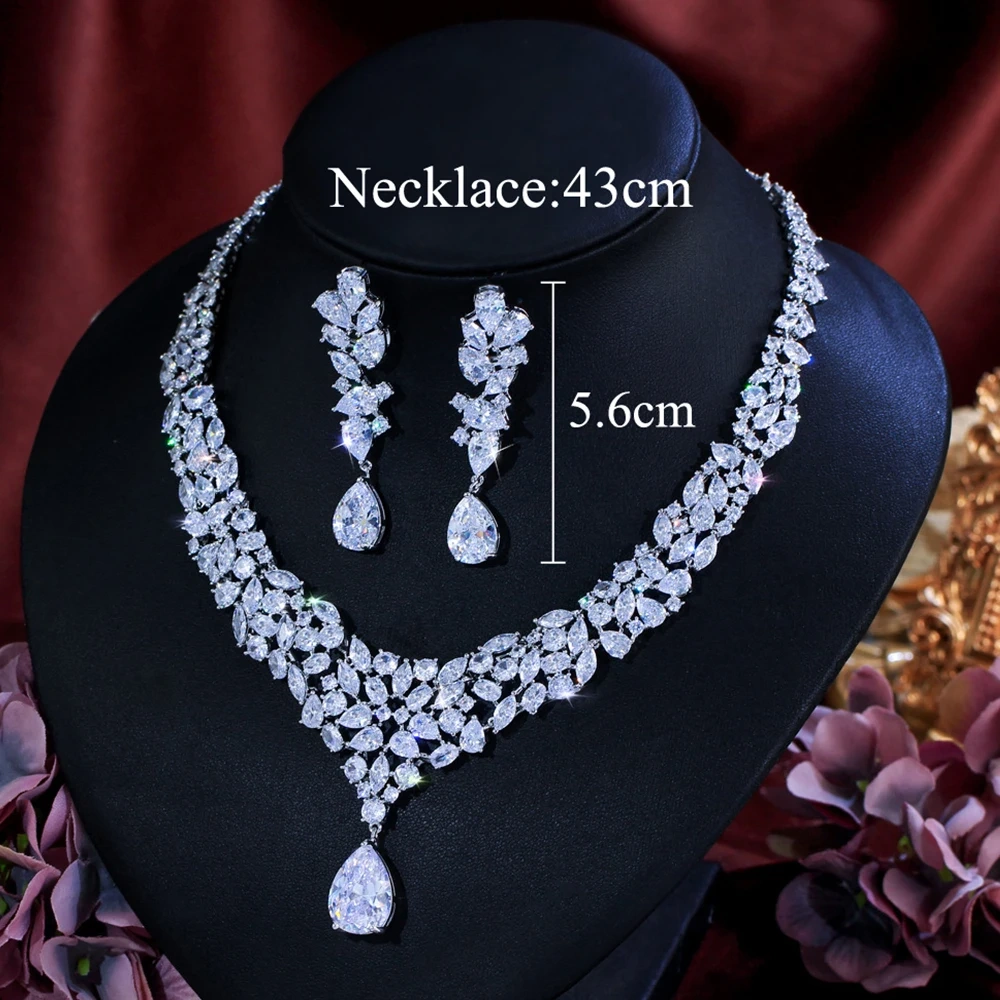Copper Style White Gold Cubic Zirconia Necklace Earrings Two-Piece Set Shiny Water Drop Shaped Jewelry Set Suitable For Female Bride Party Banquet Wedding Wear