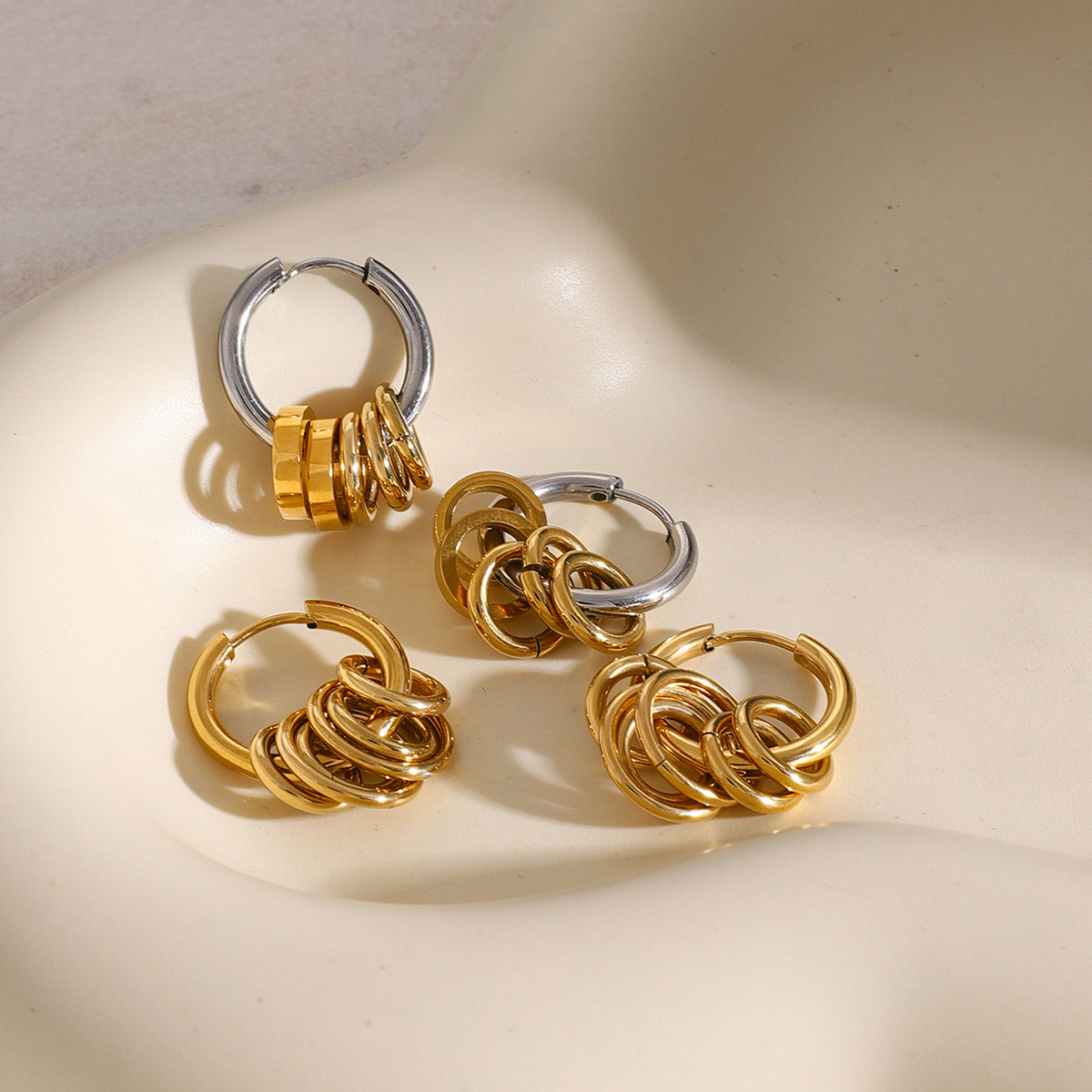 PVD Coated Real Gold Plated Round 304 Stainless Steel Simple Style Classic Style Waterproof Non Tarnish Earrings