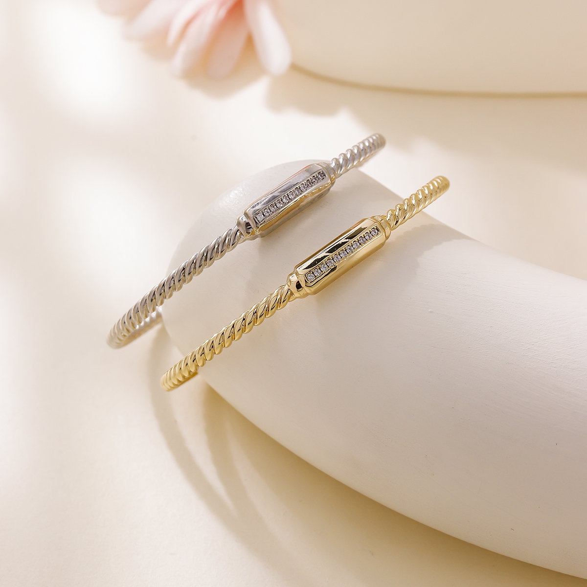 Sweet Gold Inlaid Diamond  INS Fashion Versatile Bracelet INS Style Elegant High-end Jewelry INS Style