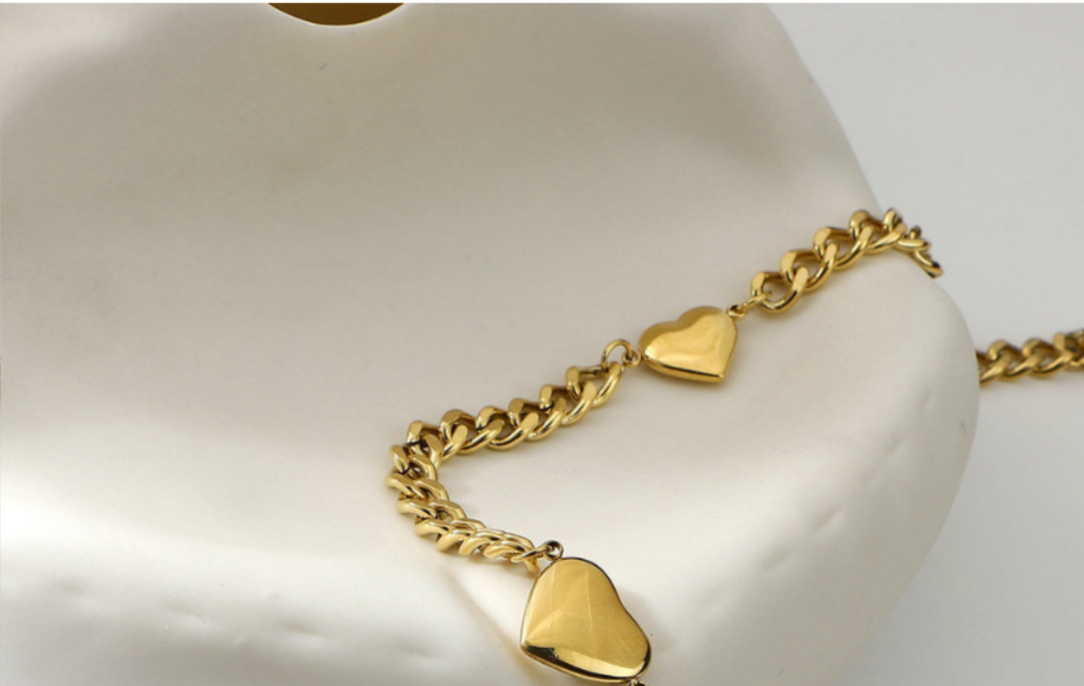 Fashion Heart 14k Gold Stainless Steel Necklace