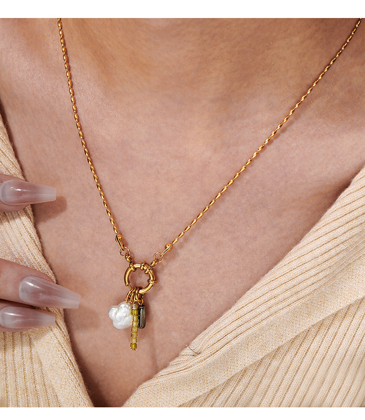 Titanium Steel Crystal Four-leaf Clover Black Gallstone Pendant Necklace Non-Fading Jewelry Accessories