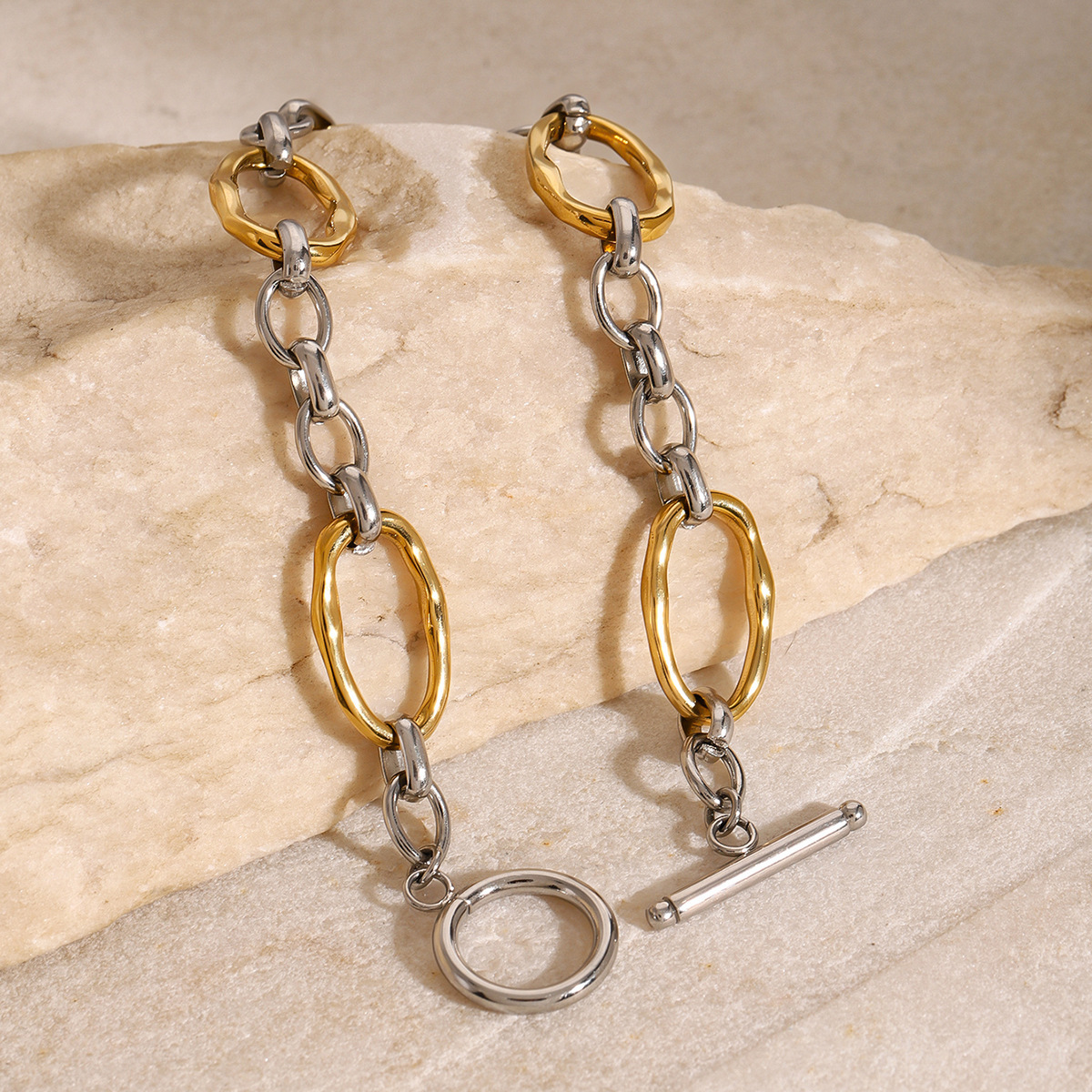 Classic Style Geometric 304 Stainless Steel Bracelets In Bulk